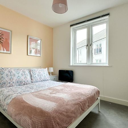 Luxury 2 Bedroom City Centre Apartment - Secure Parking - Amazing Location! Canterbury Exterior foto